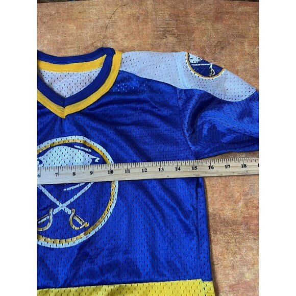 vtg 80 90s Buffalo Sabres NHL Hockey shirt jersey unknown size  see phots kids ? - Picture 5 of 7